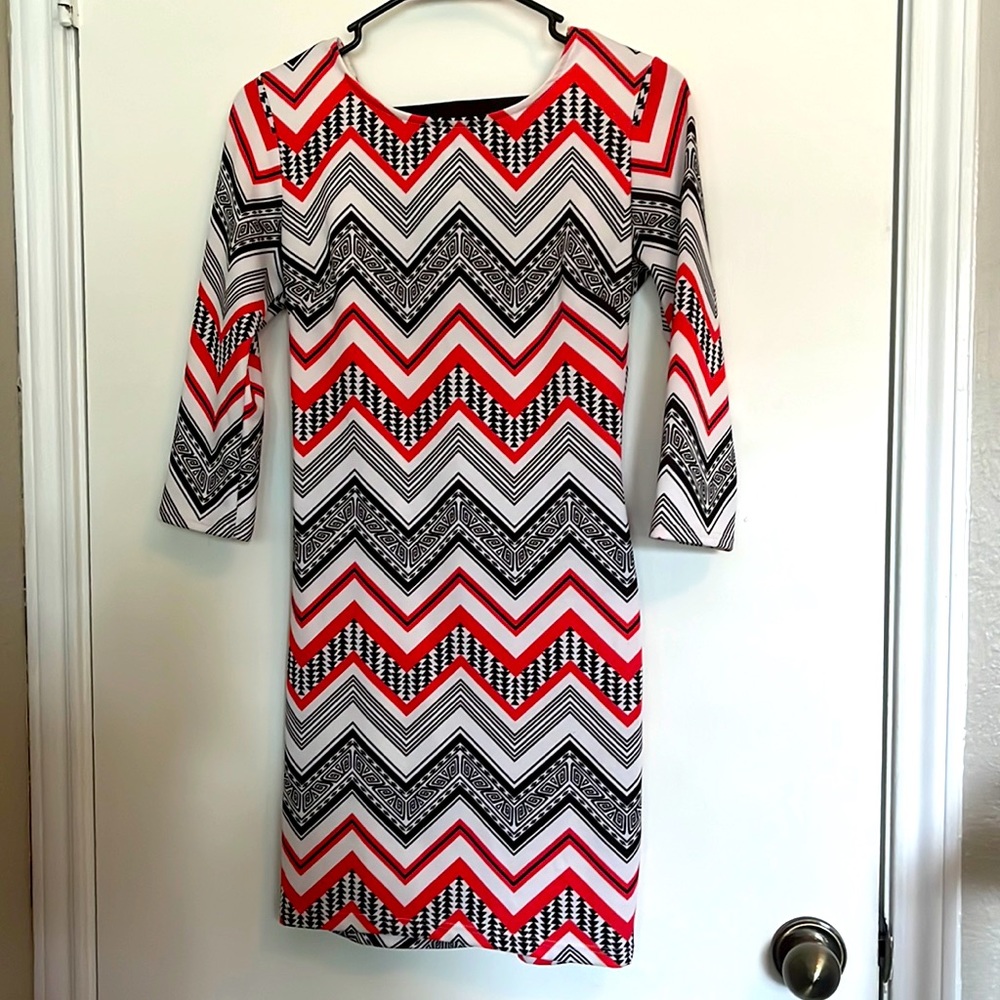 Geometric Form Fitting Dress with Back Cutout